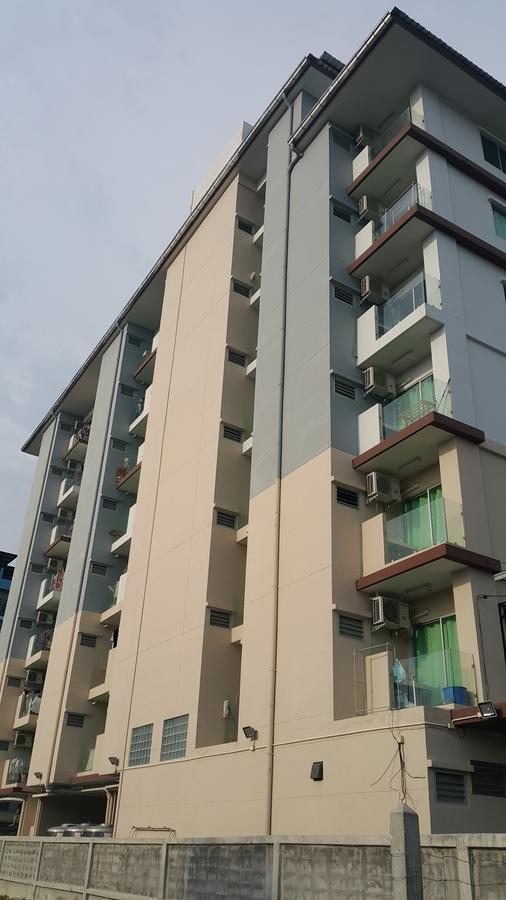 Hotel Aspen Residencia Chonburi Exterior foto