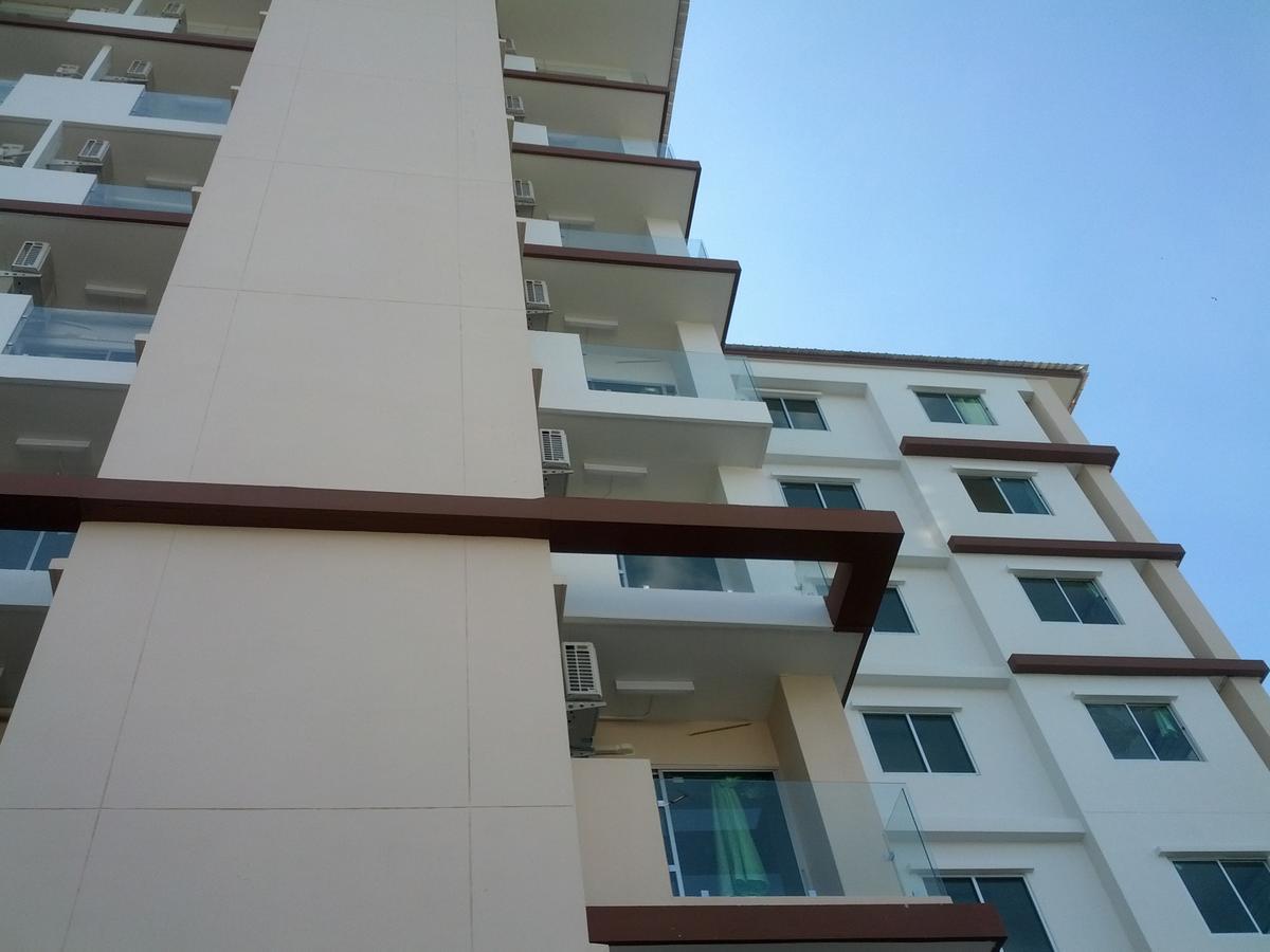 Hotel Aspen Residencia Chonburi Exterior foto