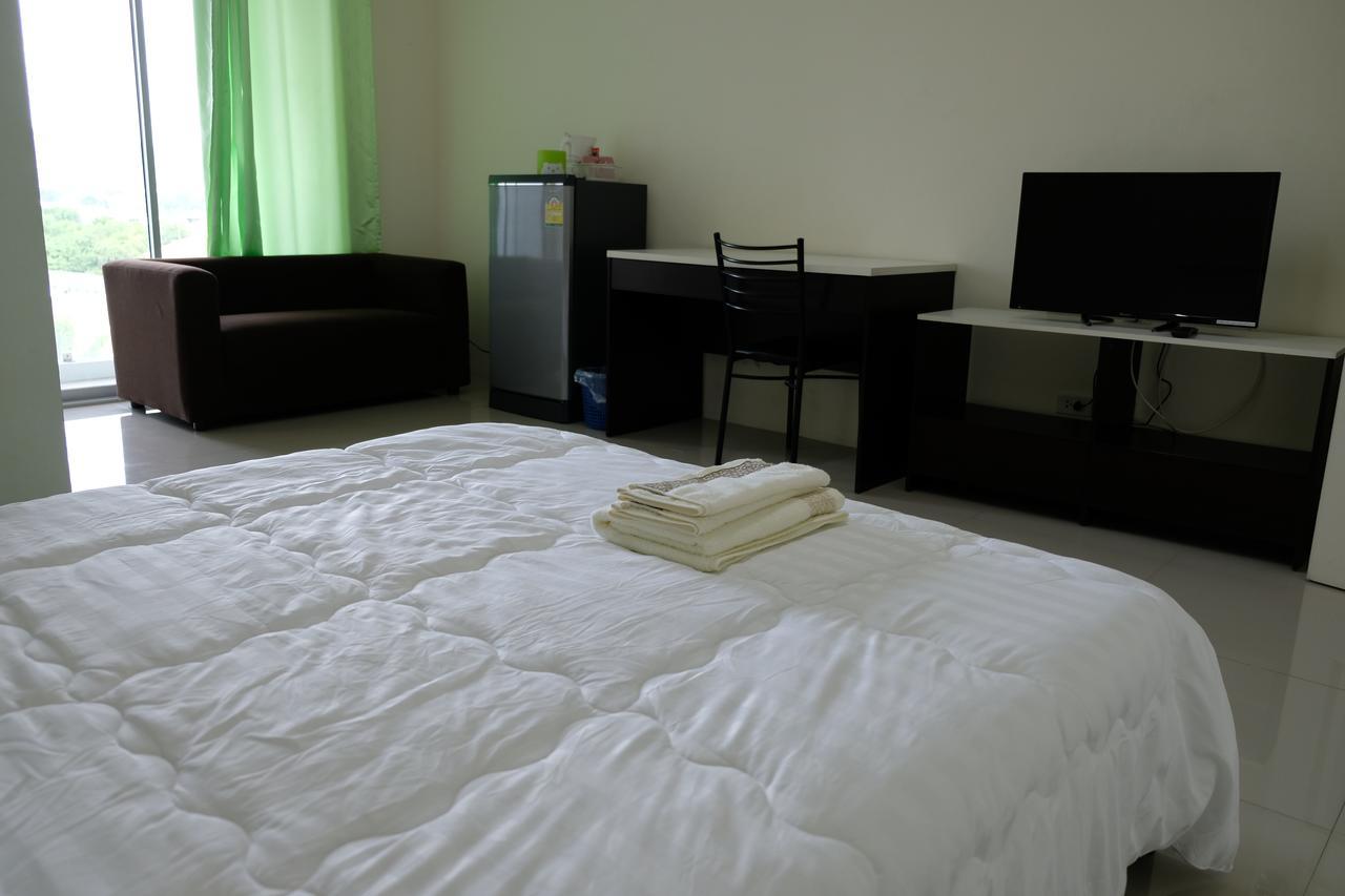 Hotel Aspen Residencia Chonburi Exterior foto