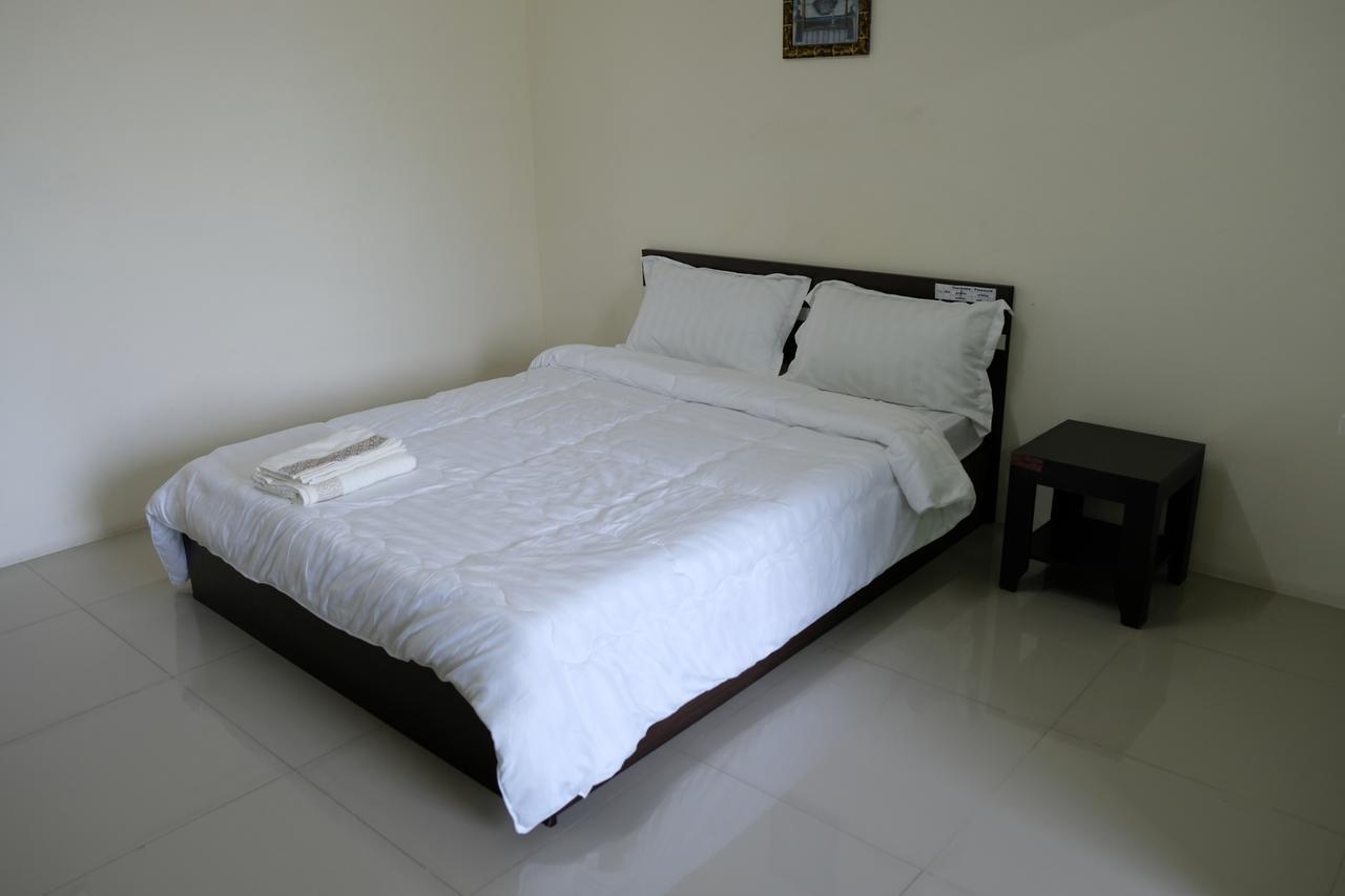 Hotel Aspen Residencia Chonburi Exterior foto
